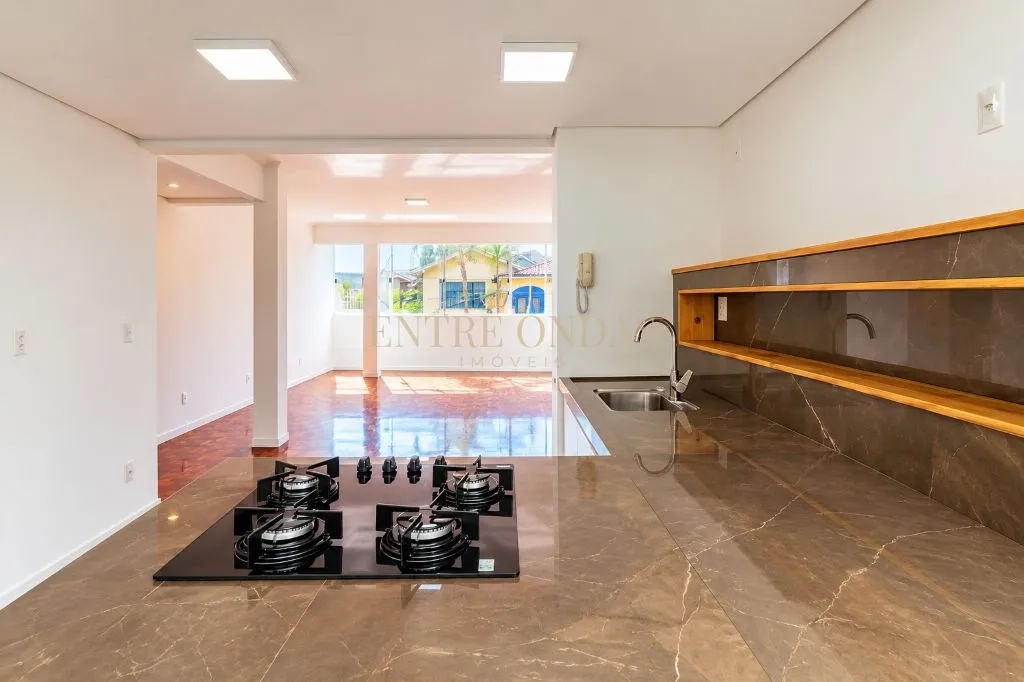 Washing machine in a 3-bedroom apartment, 140 m² — photo 2
