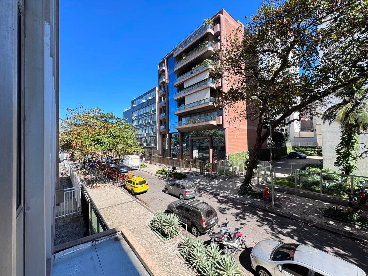 Apartamento amueblado de 4 dormitorios con 3 suites y 200 m² — photo 13