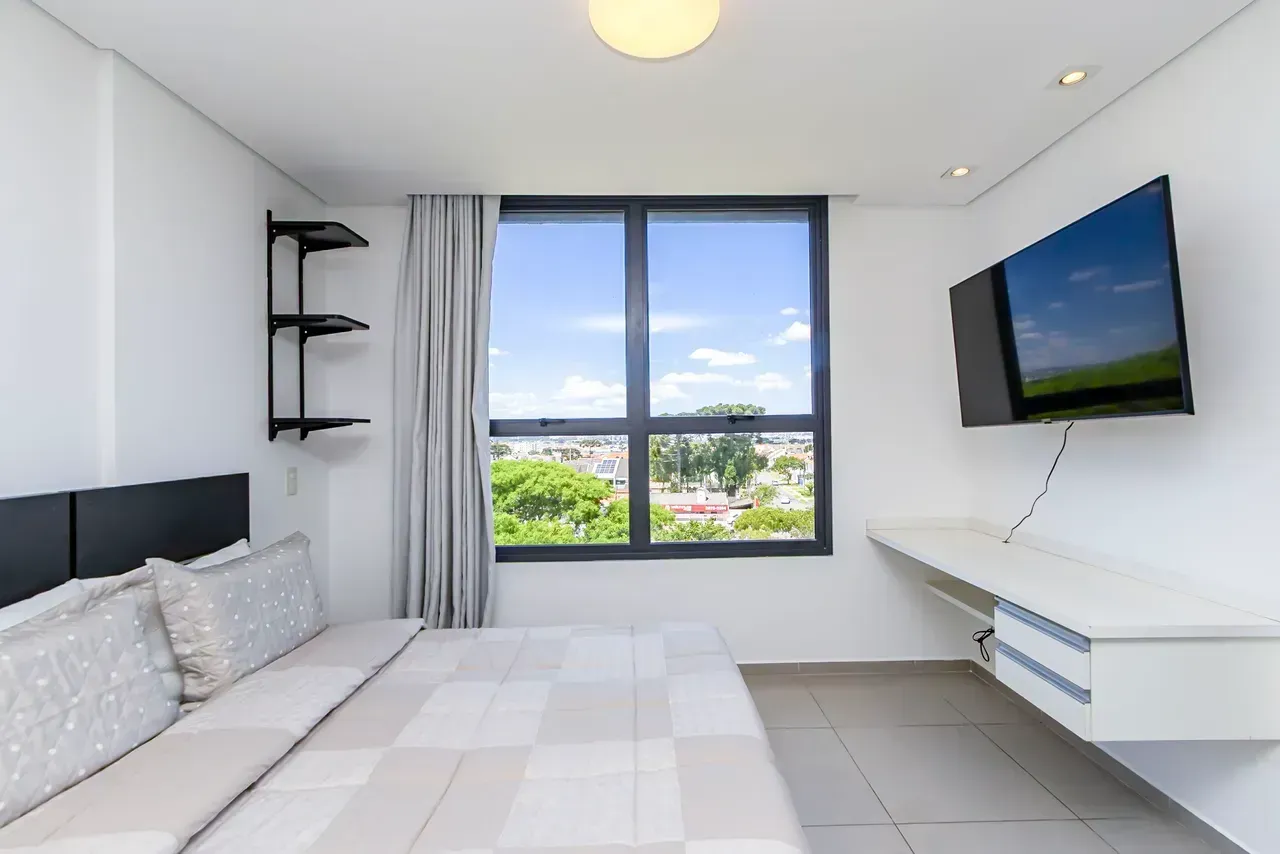 Apartamento amueblado de 36 m² con dormitorio y escritorio — photo 13