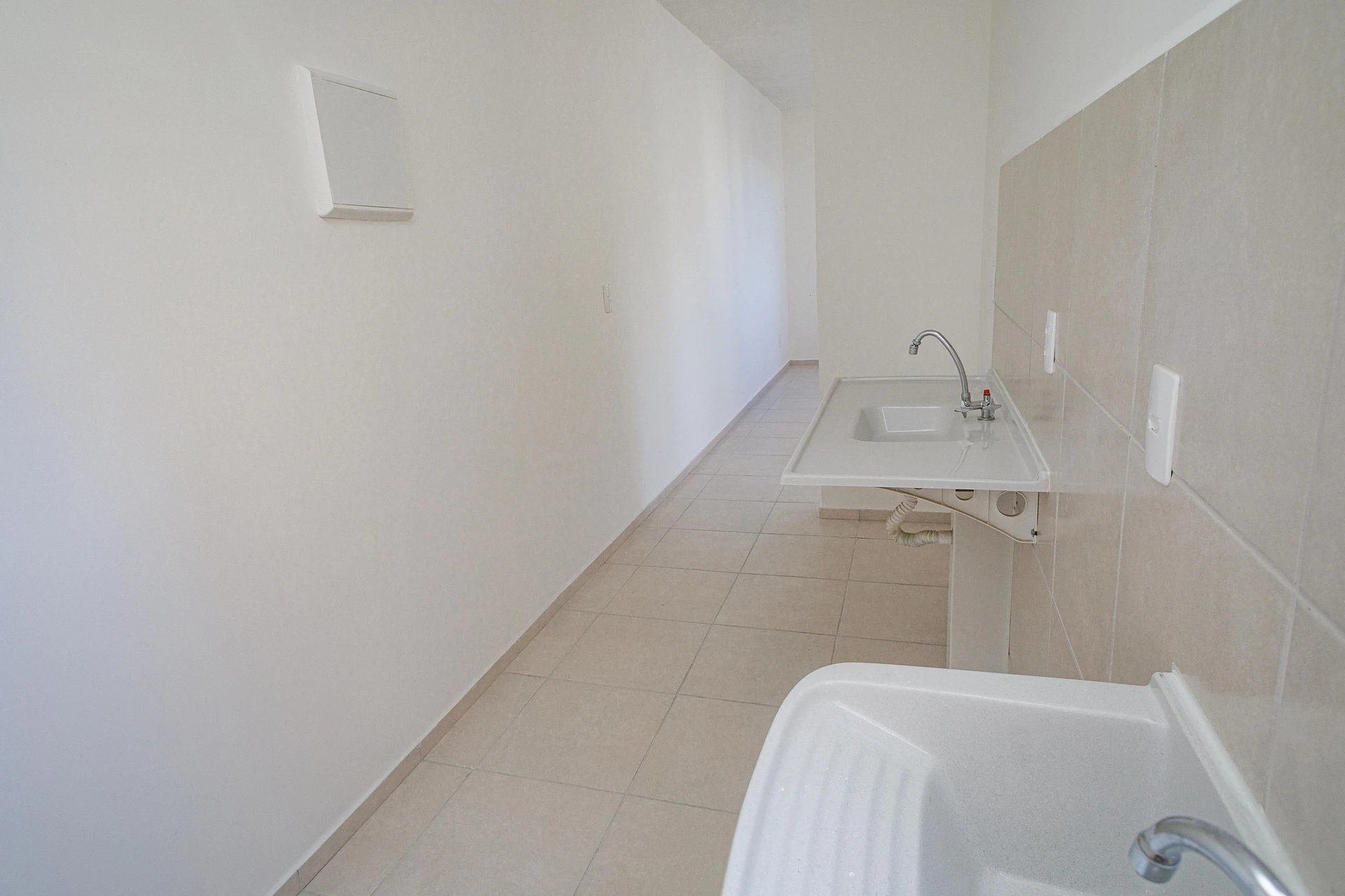 2-bedroom apartment with 1 bathroom and pet-friendly — photo 35