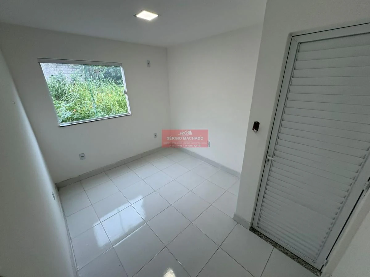 Casa duplex com 2 quartos e cozinha aberta com fogão — photo 2
