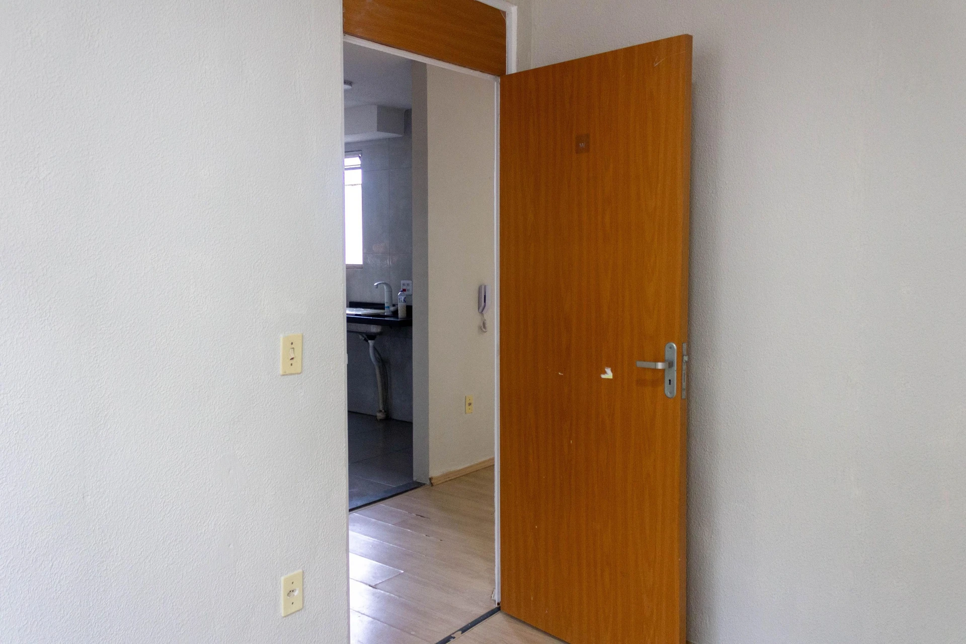 2-bedroom apartment in a building with a pool — photo 31