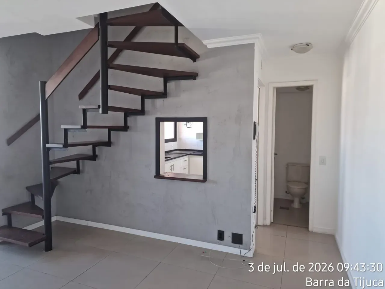 2-bedroom apartment in a building with a gym — photo 6