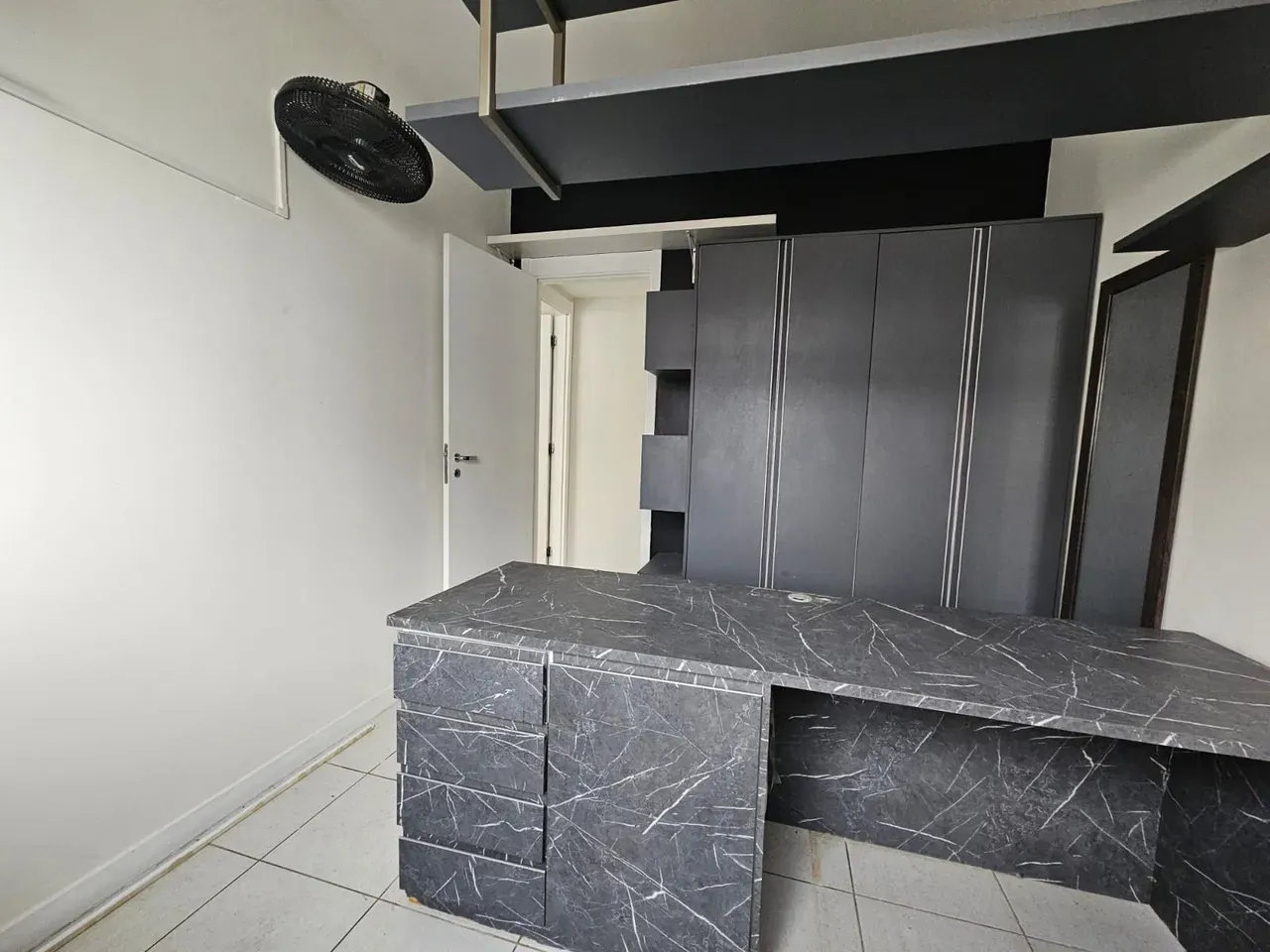 Home office in a 2-bedroom apartment, 78 m² — photo 8