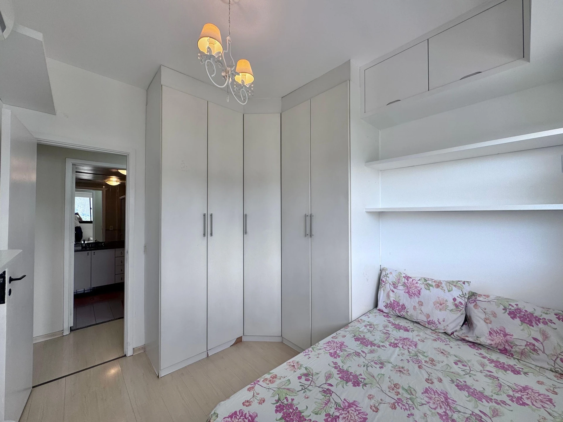 2-bedroom apartment with a mountain view in Rio de Janeiro — photo 22