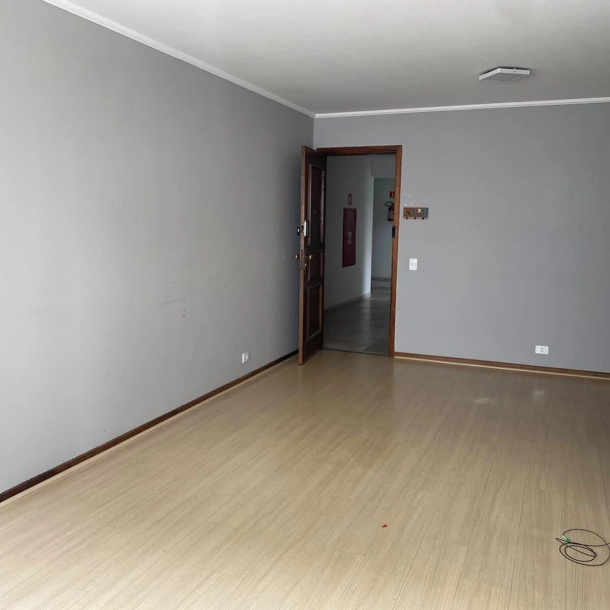 Apartment, 108 m², with wood or laminate floors