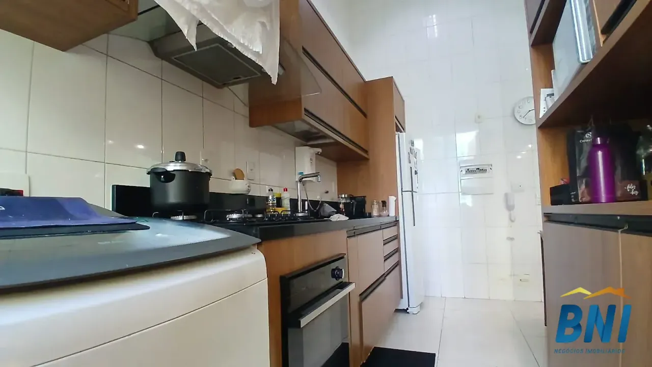 Apartamento de 2 quartos com cozinha integrada e varanda — photo 8