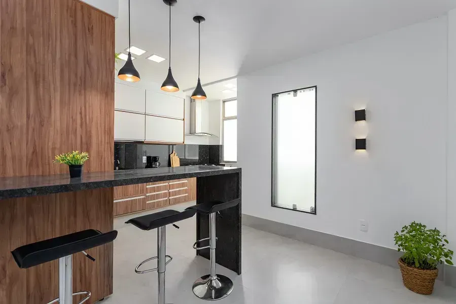 Unfurnished apartment with 3 bedrooms and 3 bathrooms — photo 42