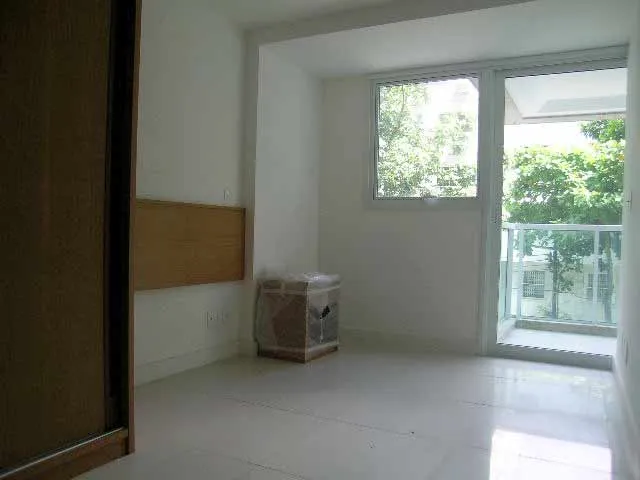 Apartment with 3 bedrooms and 5 bathrooms, closed kitchen — photo 6