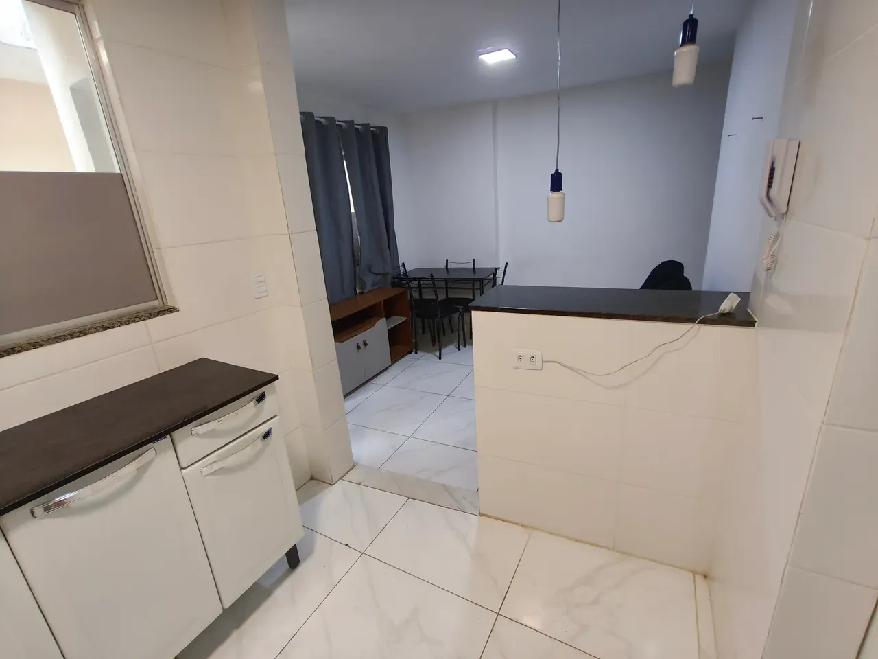 Furnished 2-bedroom apartment with open-plan kitchen — photo 22