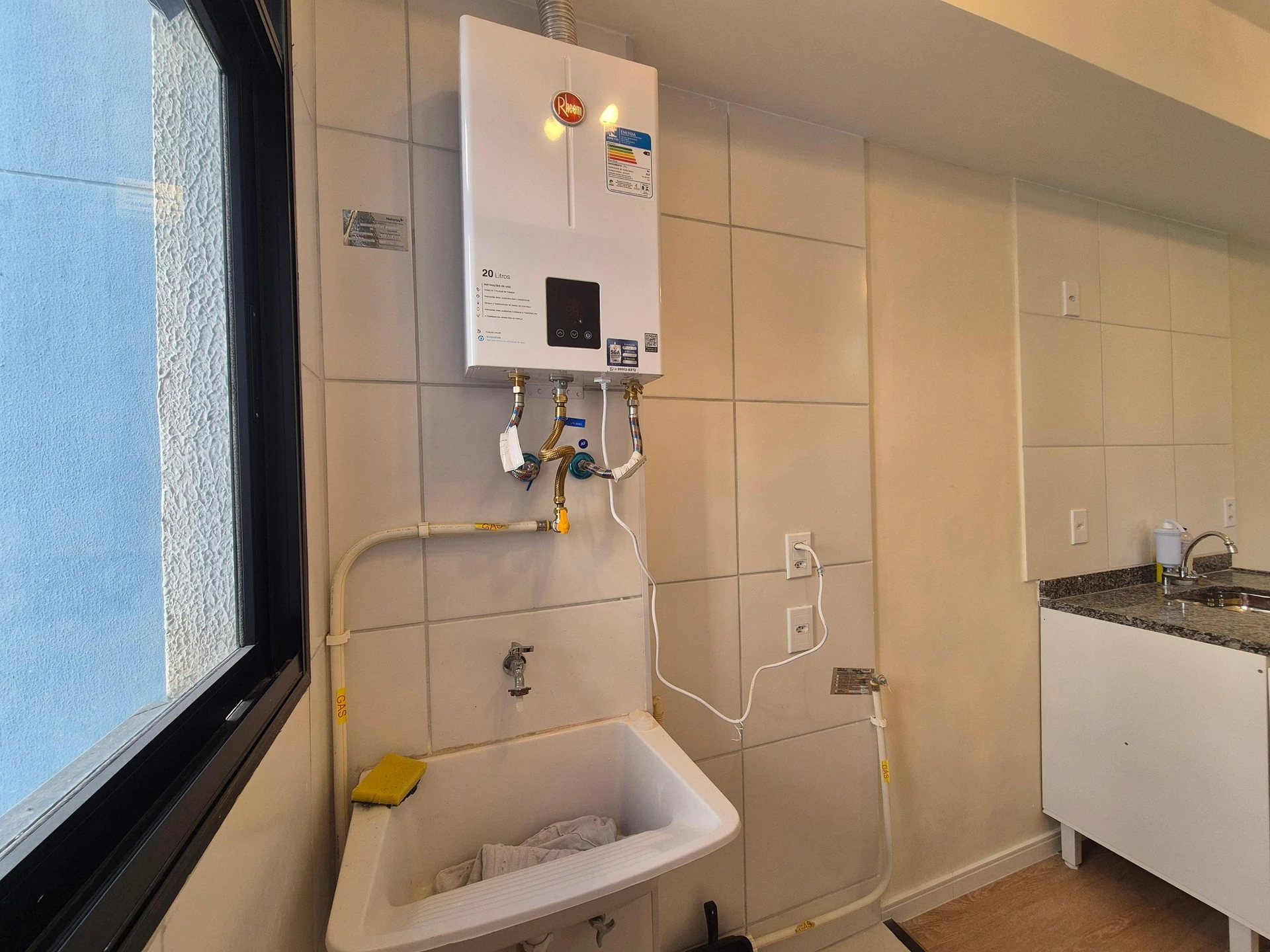 Apartamento com 3 quartos, 2 banheiros e varanda — photo 37