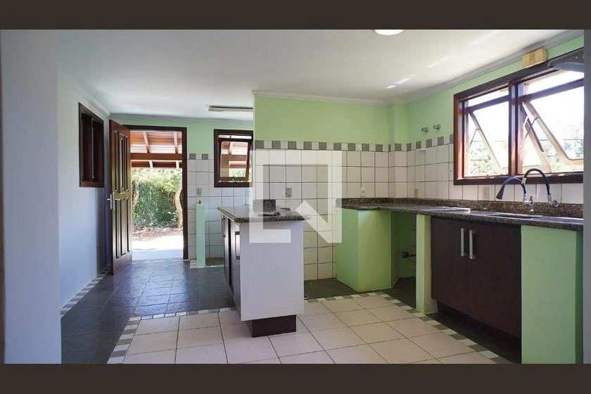 House, 735 m², with floor-to-ceiling windows — photo 23