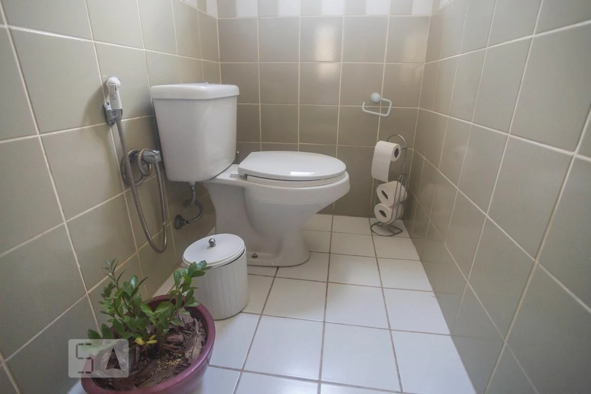 Furnished 680 m² house with 3 bedrooms — photo 2
