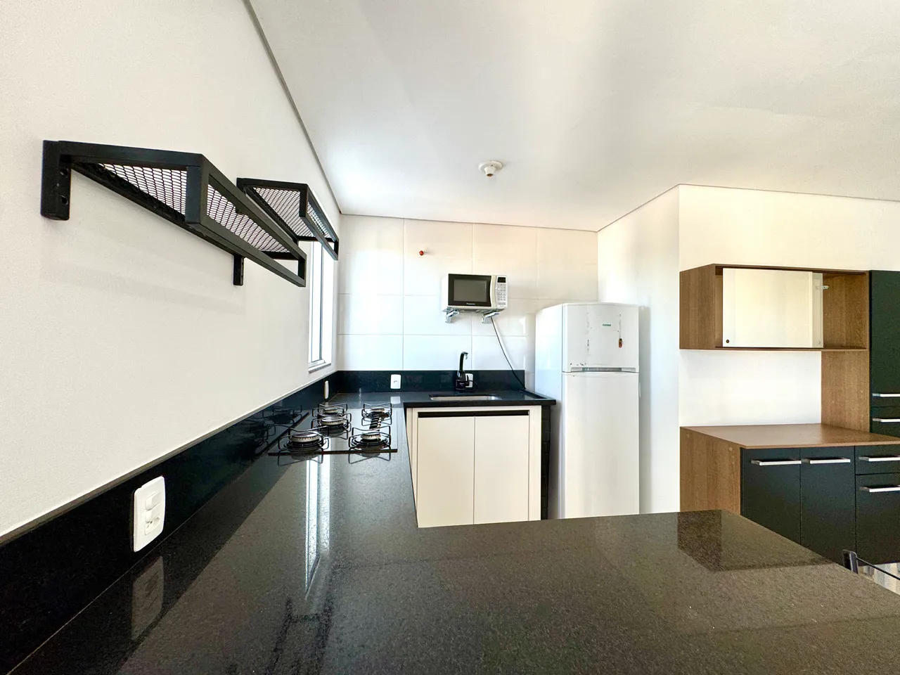 Furnished 2-bedroom apartment with 1 suite — photo 11