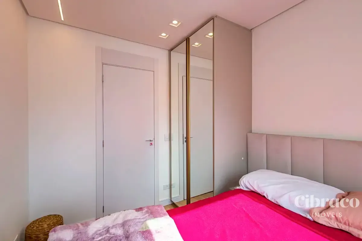 110 m² apartment with 2 bedrooms and a balcony — photo 13