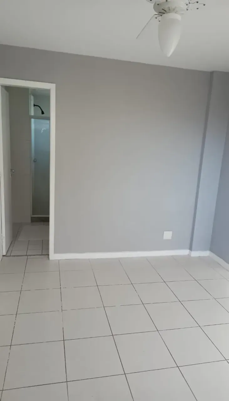 1-bedroom apartment with open-plan gas kitchen — photo 2