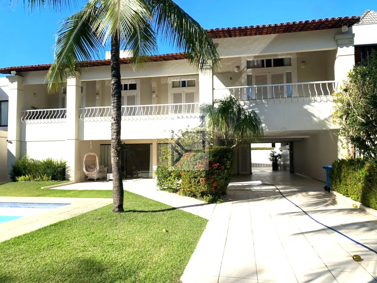 Casa com 5 quartos e 5 banheiros, vaga para 5 carros — photo 2