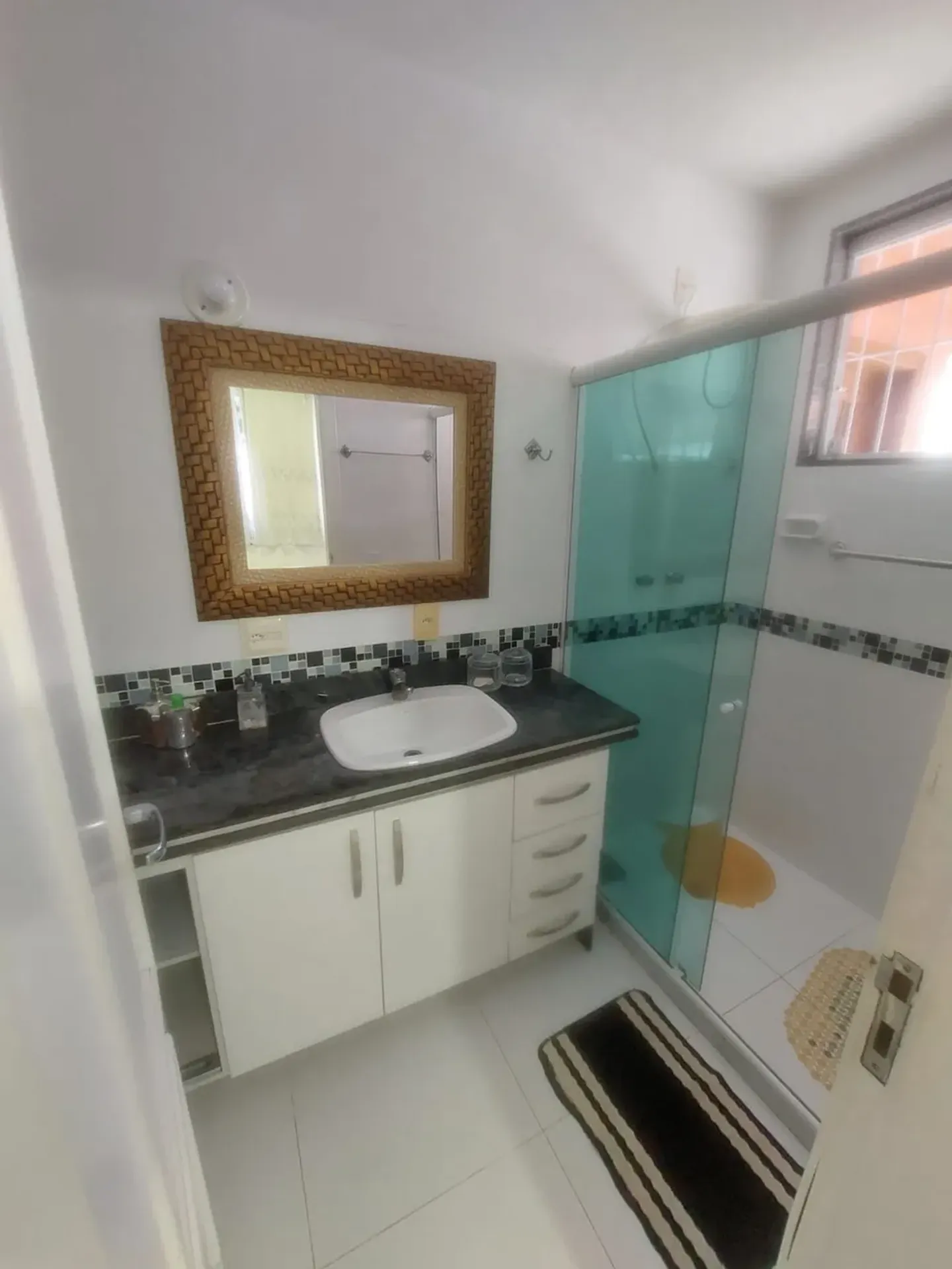 Home office in a 3-bedroom house, 169 m² — photo 2