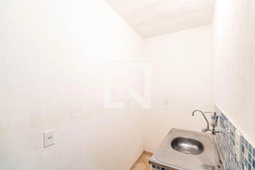 Apartamento sin muebles de 1 dormitorio y 30 m², acepta mascotas — photo 5