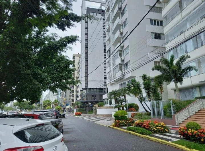 Apartamento de 140 m² com 3 dormitórios e 2 vagas — photo 3