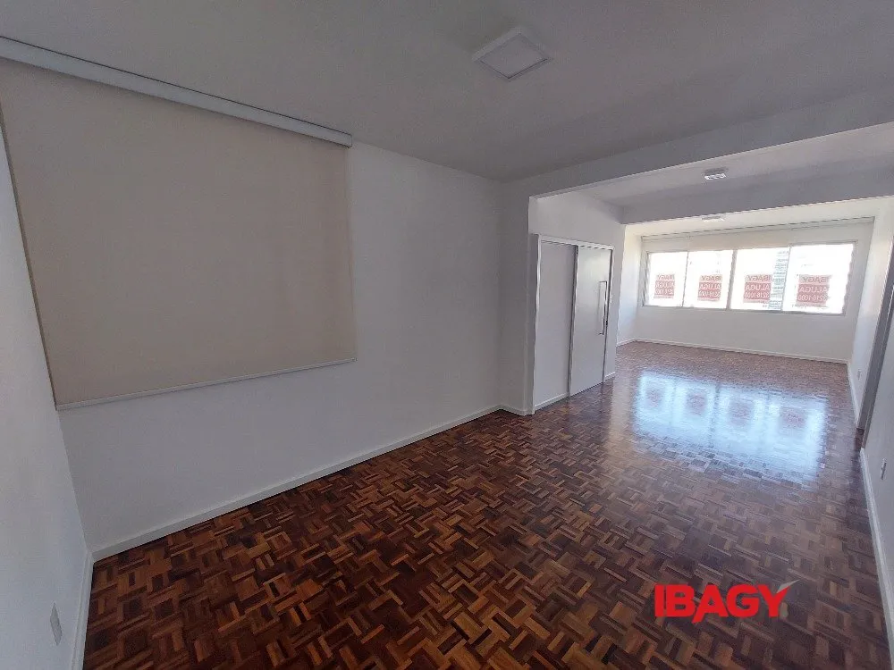 Apartment, 103 m², with a bathtub