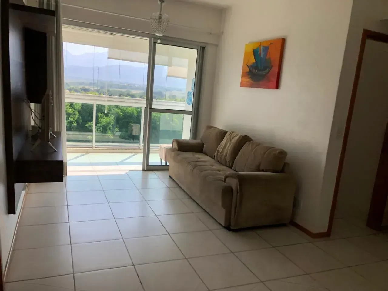 2-bedroom apartment in a building with a gym — photo 3