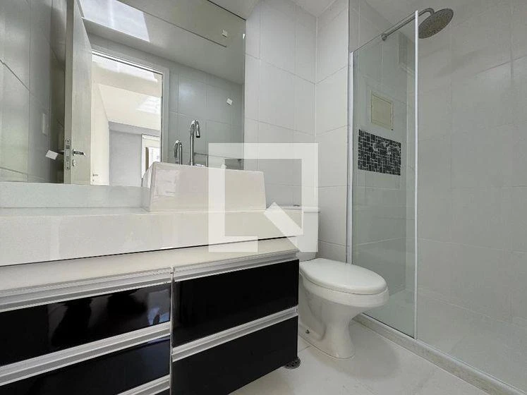 2-bedroom apartment with a walk-in closet in Rio de Janeiro — photo 48