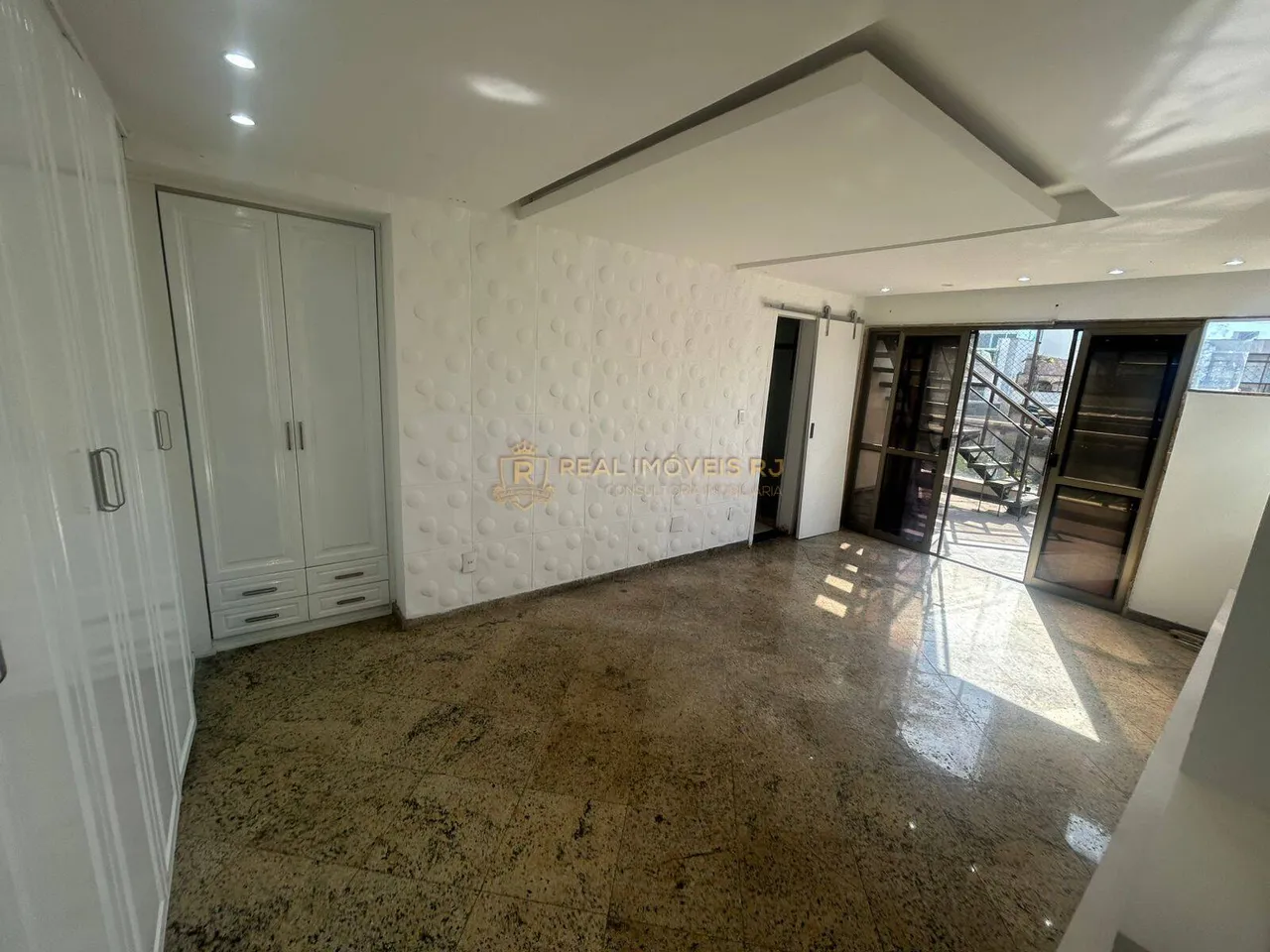 Cobertura duplex sem mobília com 3 quartos e 4 banheiros — photo 10