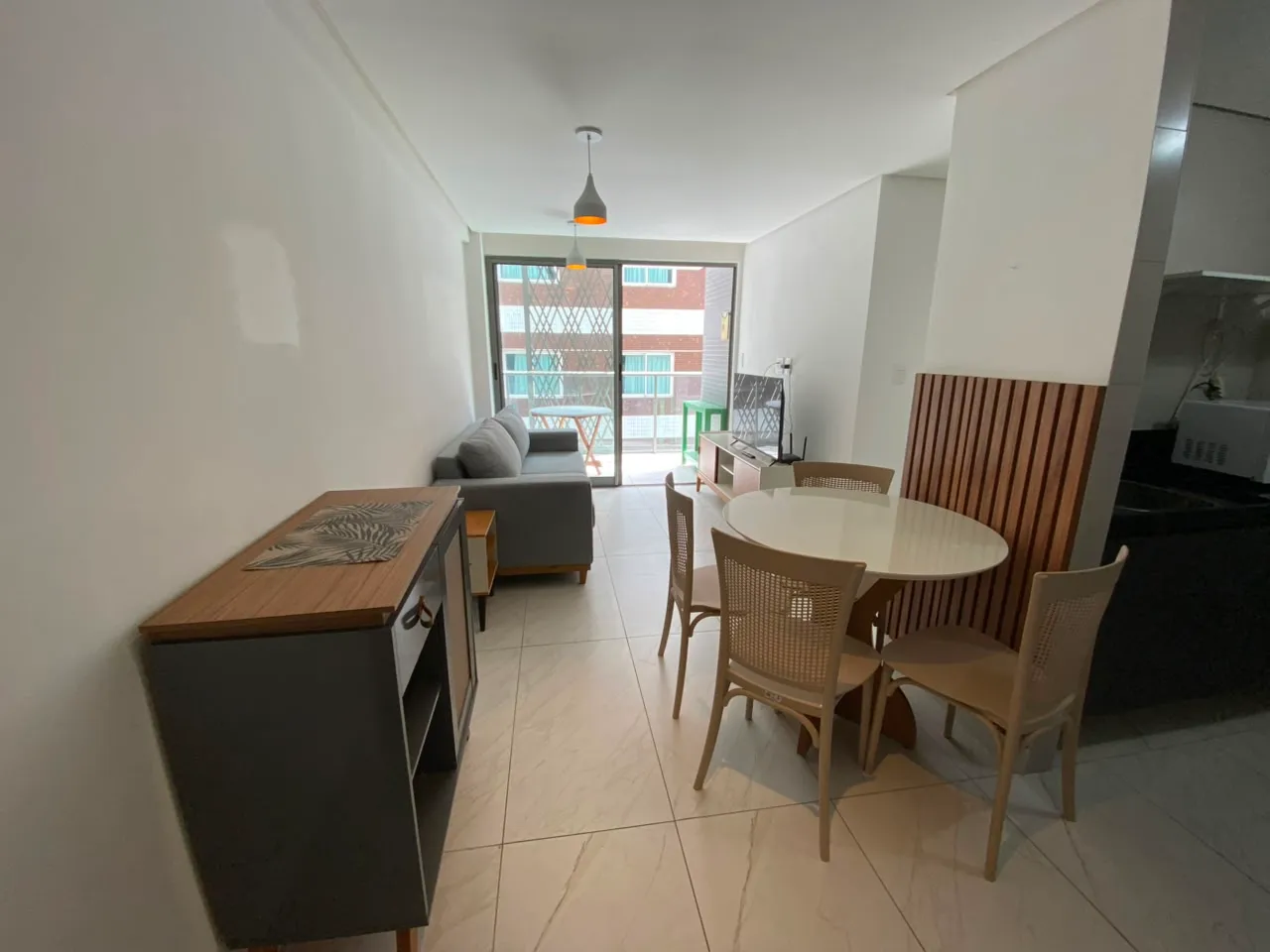 Furnished 57 m² apartment with 2 bedrooms and 2 parking spots — photo 2