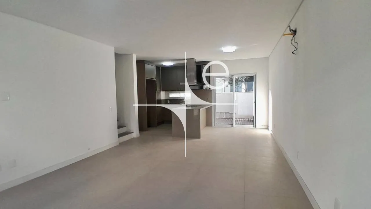 Casa com 4 suítes e 217 m², 1 vaga e 1º andar — photo 2