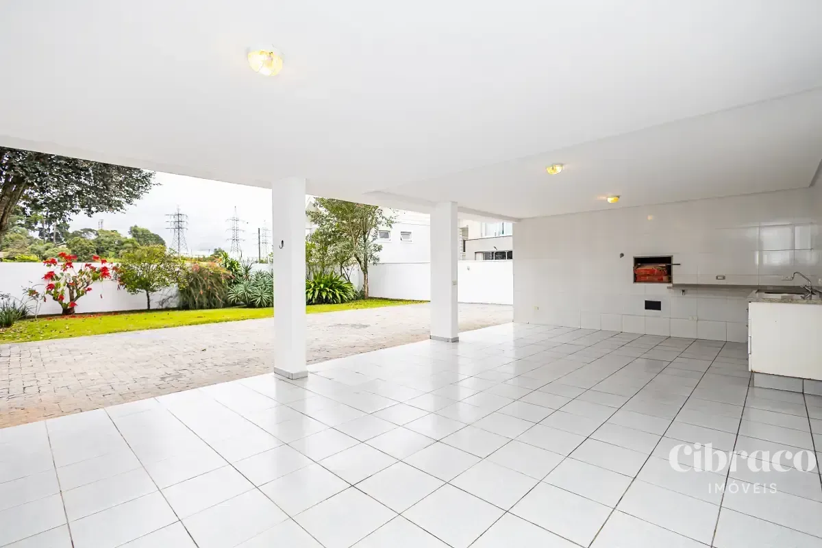 Unfurnished gated condo house with 3 bedrooms and 220 m² — photo 32