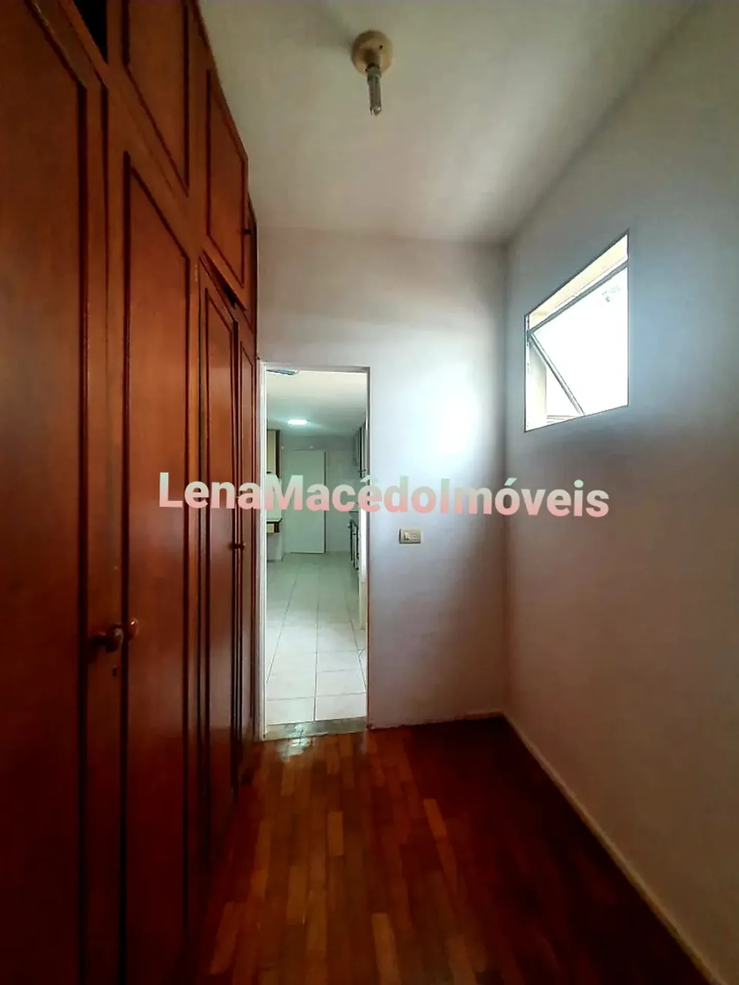 4-bedroom apartment with balcony and 1 parking space — photo 42