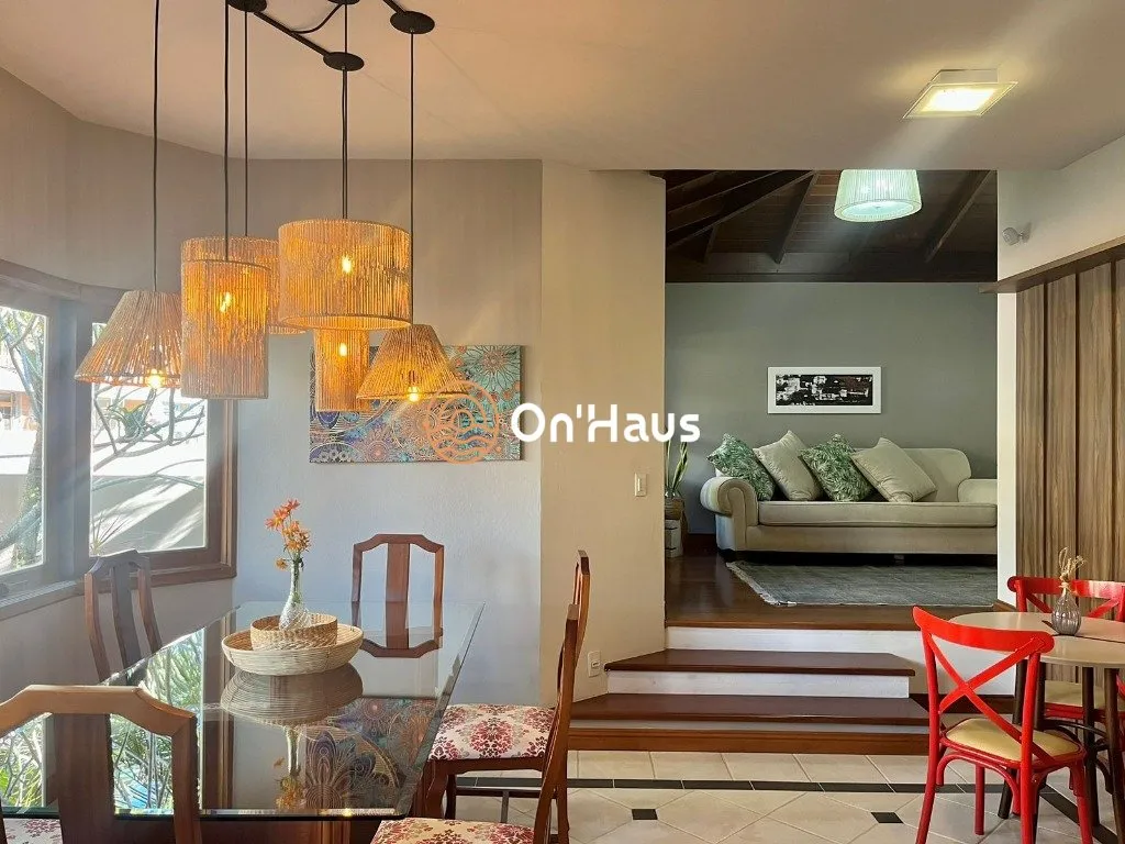 Furnished house with 4 bedrooms and 840 m² — photo 11
