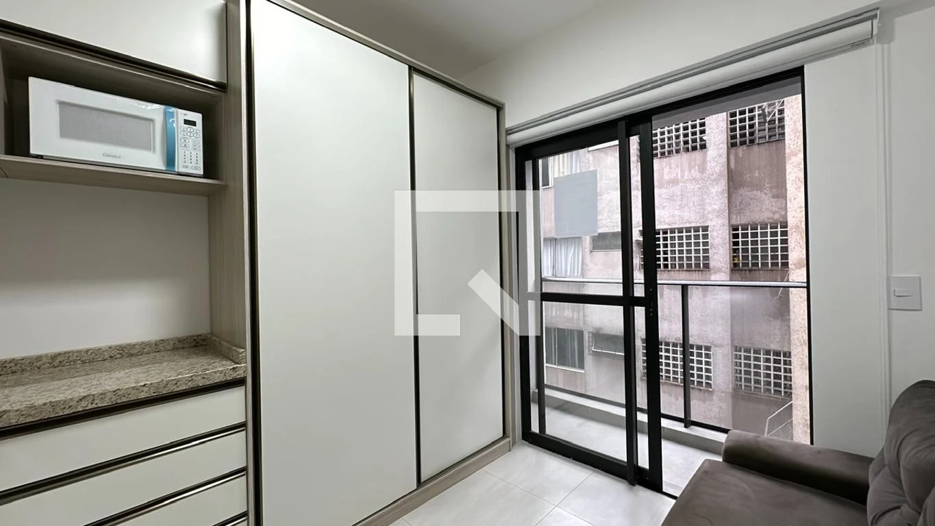 Furnished one-bedroom, 18 m² house in Curitiba — photo 5