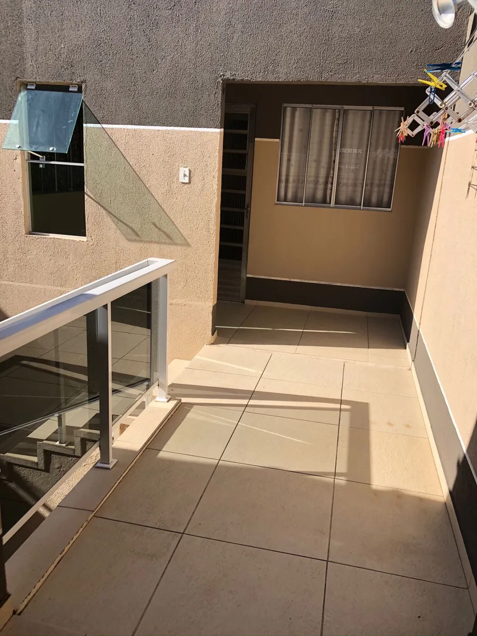 Furnished 1-bedroom apartment with an open kitchen — photo 8