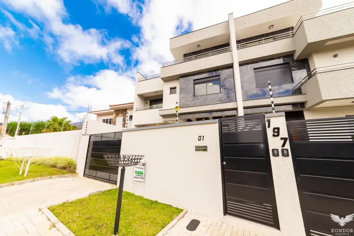 Two-story house with 230 m² and 3 bedrooms, 1 suite — photo 37