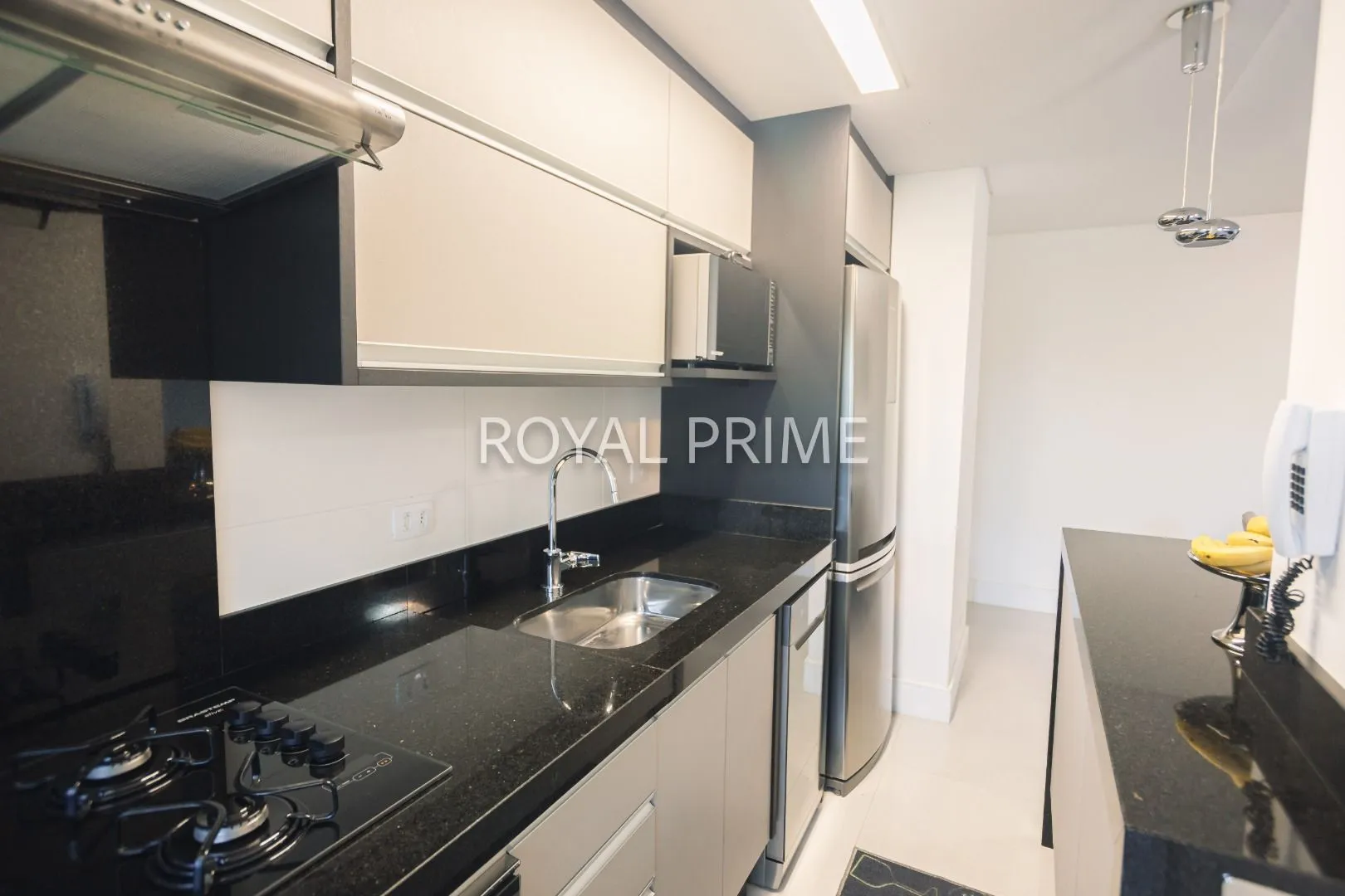 133 m² apartment with 2 en-suite bedrooms and private BBQ — photo 13