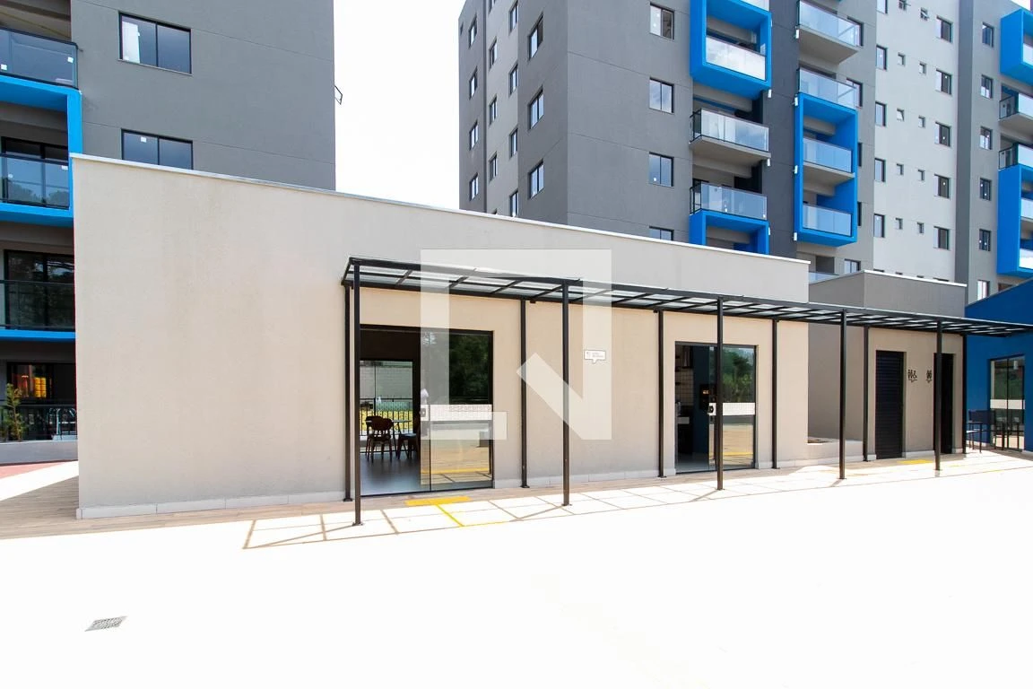 3-bedroom apartment with a park view in Curitiba — photo 46