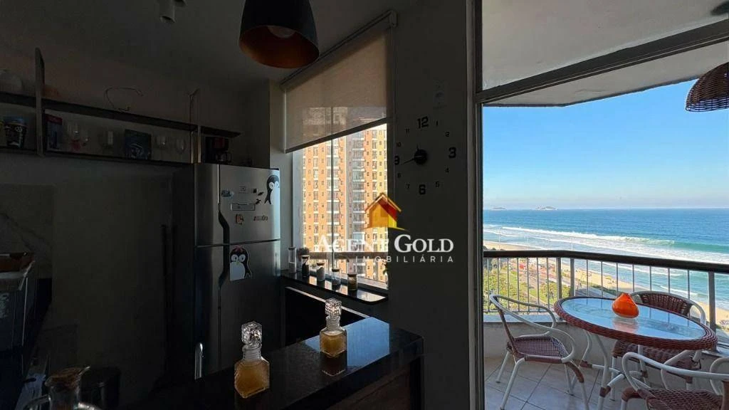 Apartamento mobiliado com 1 quarto e varanda com fechamento — photo 2