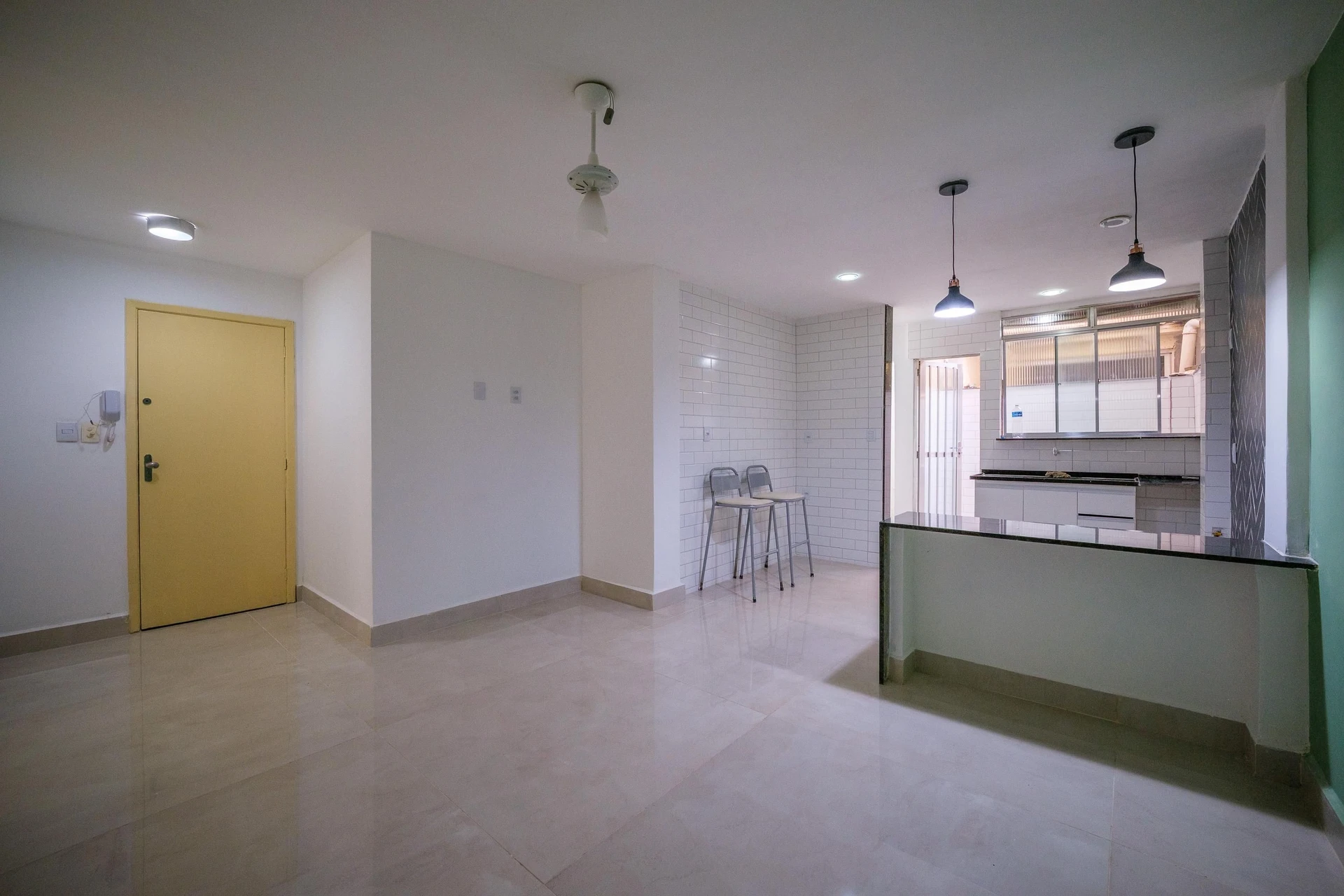 2-bedroom apartment with 1 parking space and private garden — photo 10