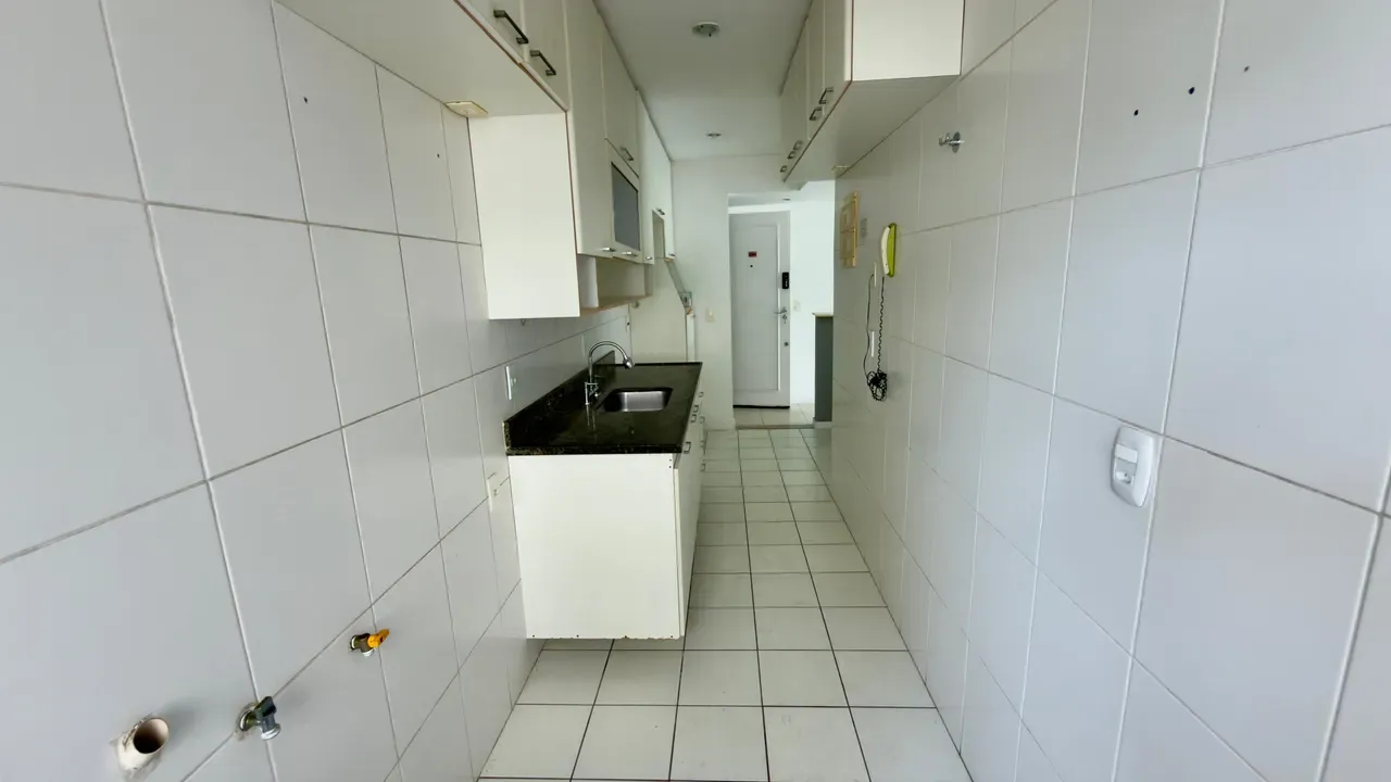 Квартира 87 м² с застеклённым балконом и джакузи — photo 15