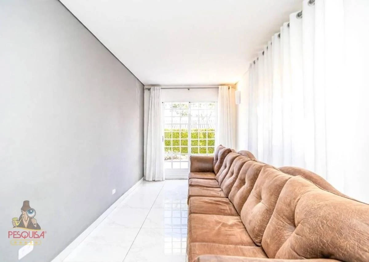 120 m² house with a washing machine and a home office — photo 10
