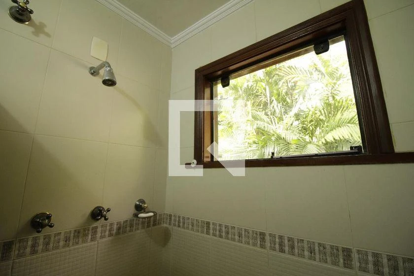 Casa de 700 m² com 3 quartos e 4 banheiros — photo 38
