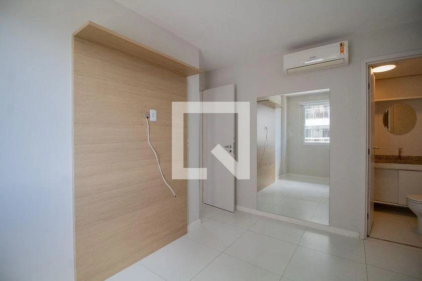 Apartment, 92 m², with a glass-enclosed balcony — photo 48