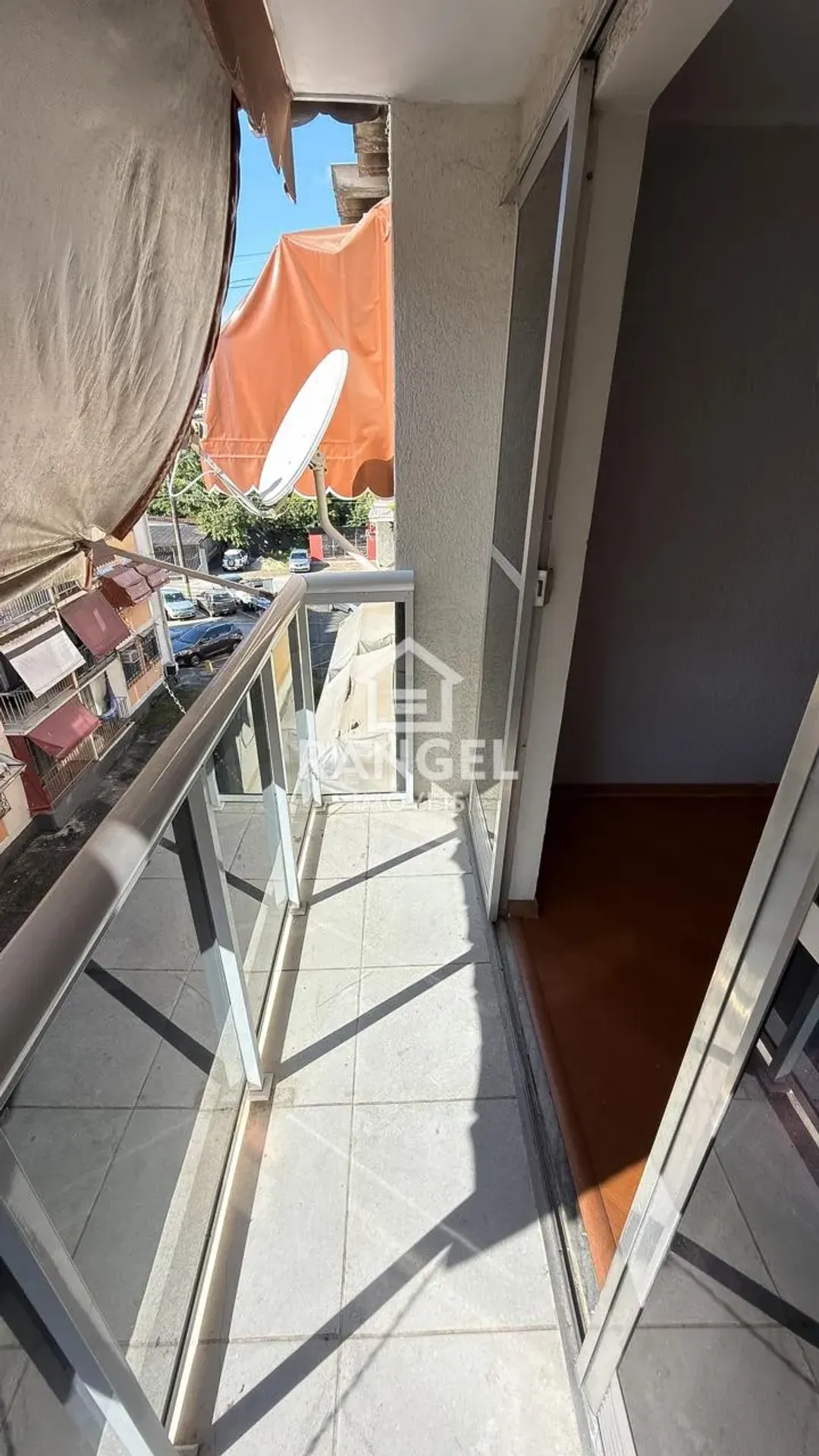 Apartment, 54 m², with wood or laminate floors — photo 15