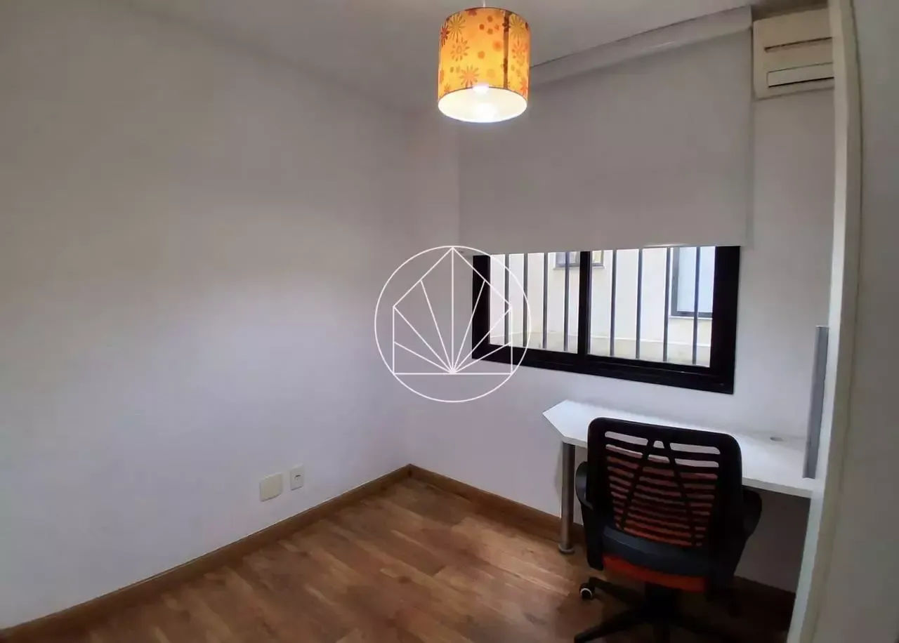 Home office in a 3-bedroom apartment, 90 m² — photo 6