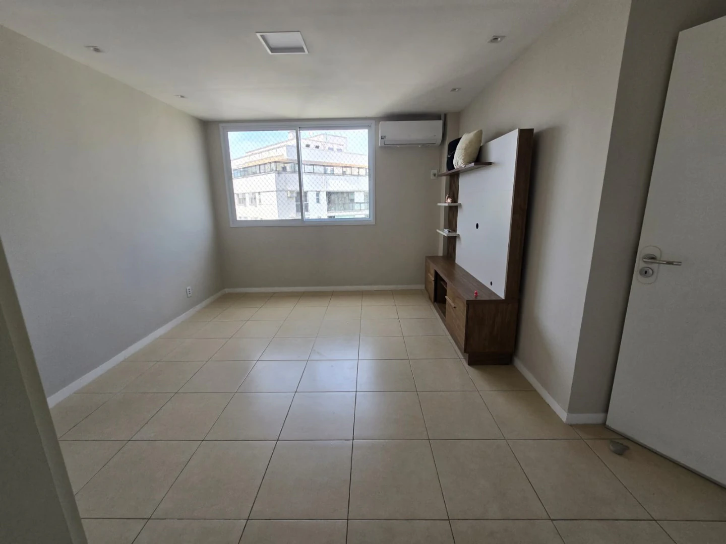 169 m² apartment with 4 en-suite rooms and private BBQ — photo 14