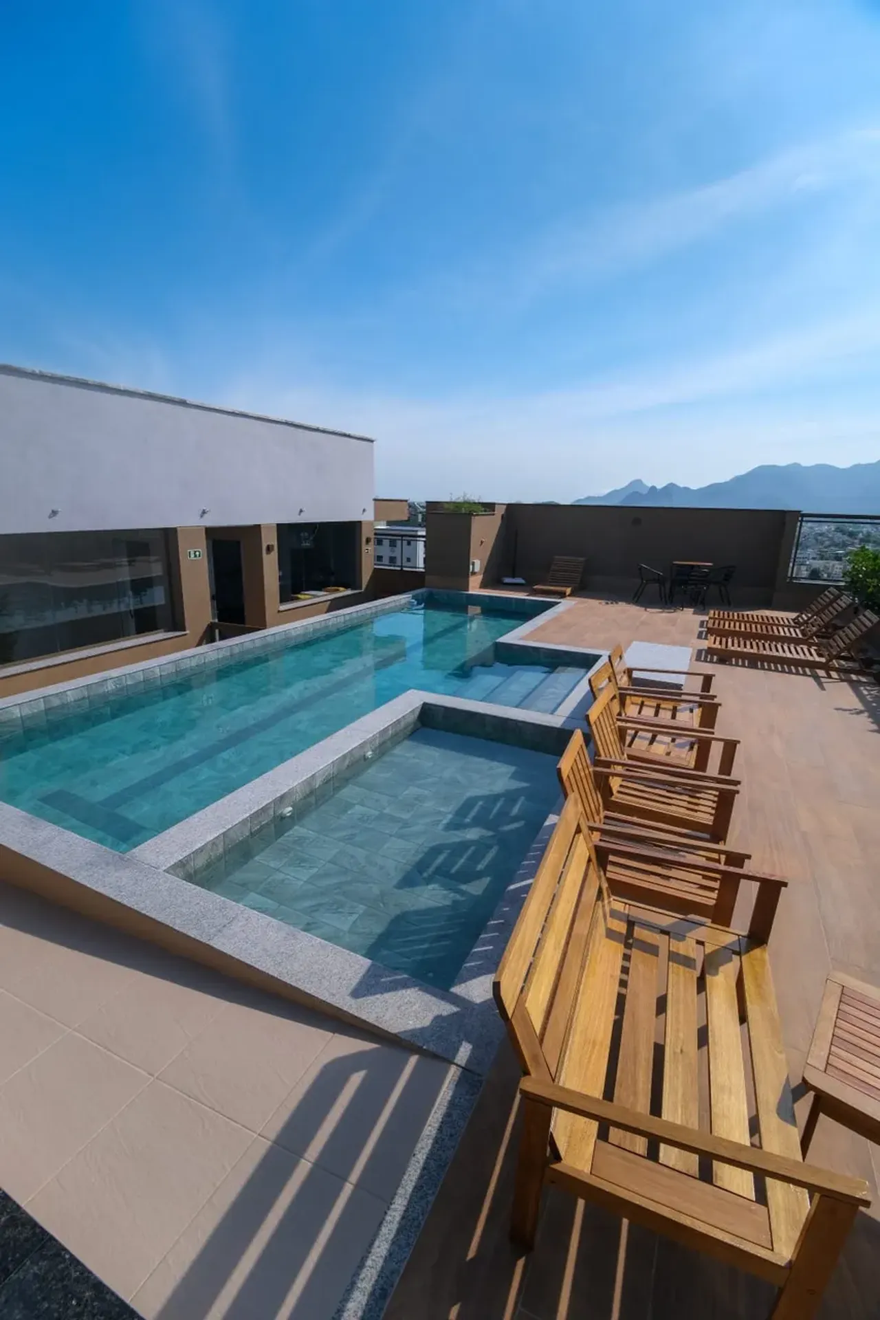 Duplex apartment with 1 bedroom and 2 bathrooms — photo 13