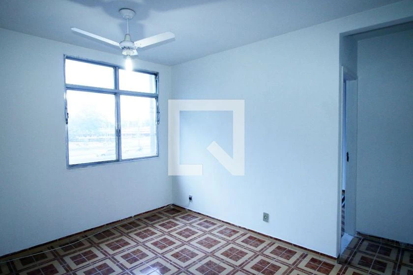 2-bedroom apartment in a building with a gym — photo 5