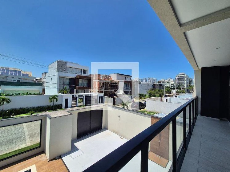 Floor-to-ceiling windows in a 4-bedroom house, 430 m² — photo 14